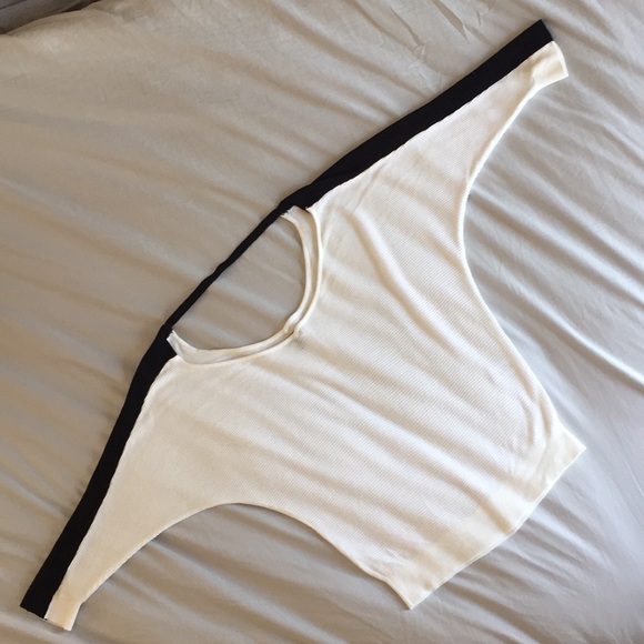 Express Scoop Neck and Back Sweater - Picture 2 of 7